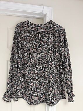 T Tahari Black Floral V-Neck Long Sleeve Blouse with Pink & White Flowers